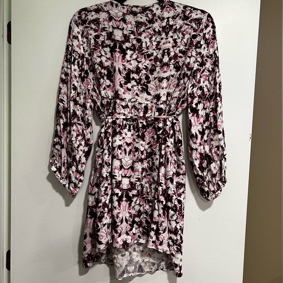 A Pea in the Pod Women’s maternity blouse, pink burgundy pattern Size Medium NWT - Picture 5 of 6